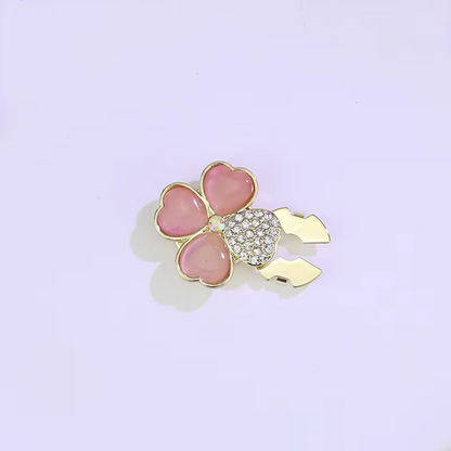 Clover Button
